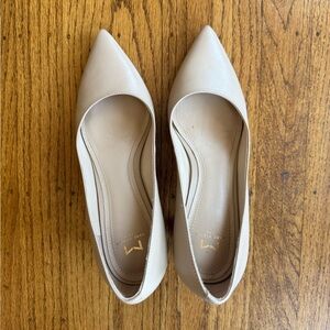 Marc Fisher Cream Pointed Toe block heel